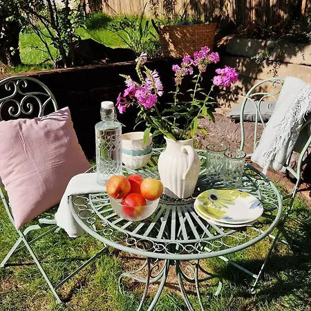 Follemira Cz - Kitchen - Garden - Bike Storage *